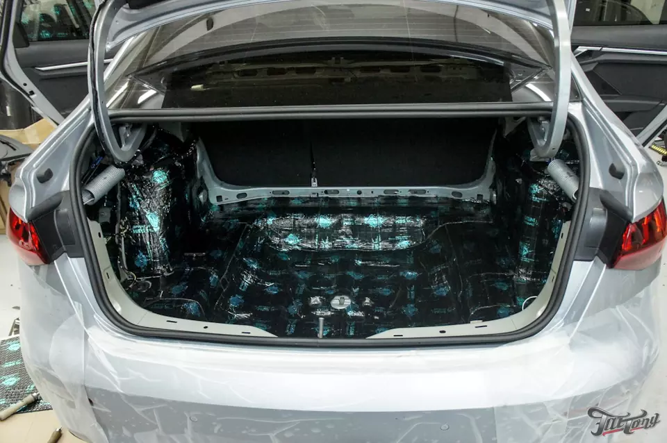 Audi A3. Комплексная шумоизоляция салона!